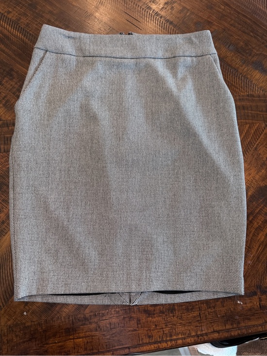 Express Dresses & Skirts - Express Women's Light Gray Textured Pencil Skirt